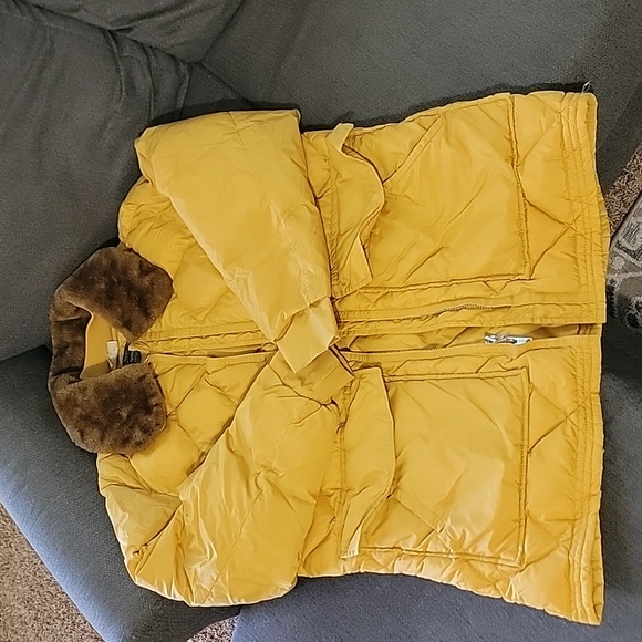 Other - Vintage Down Puffer Coat